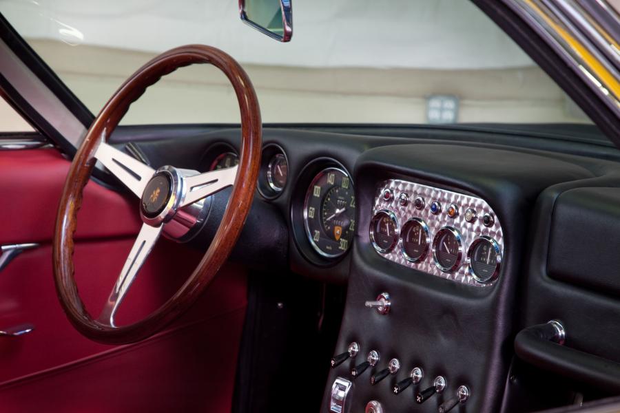  Lamborghini 350 GT 1967 года  (фото 13 из 22)
